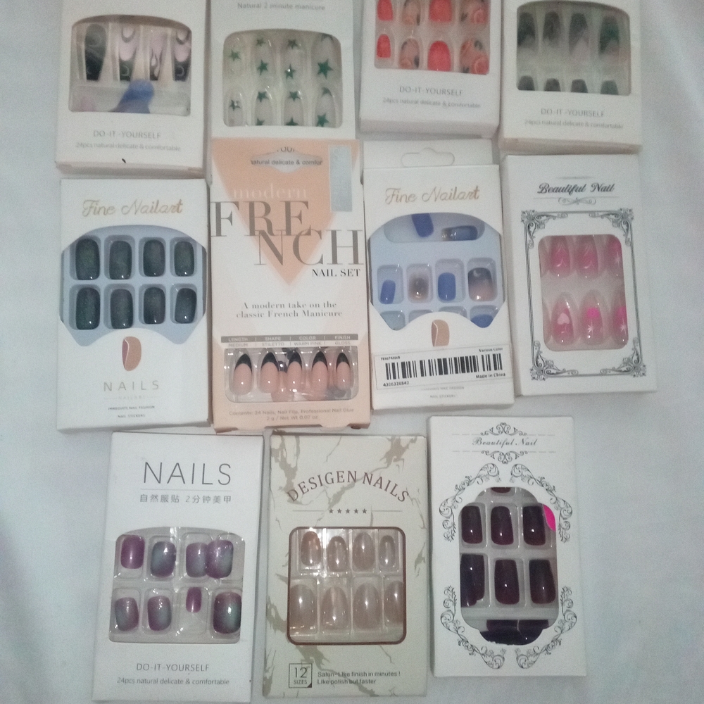 Nail Set - Elegant Assorted Colors
